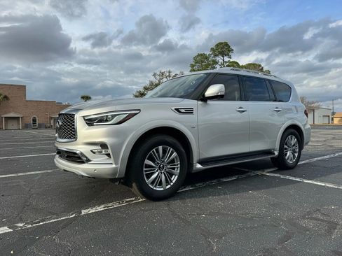 Used 2020 INFINITI QX80 Luxe w/ Proassist Package image 2