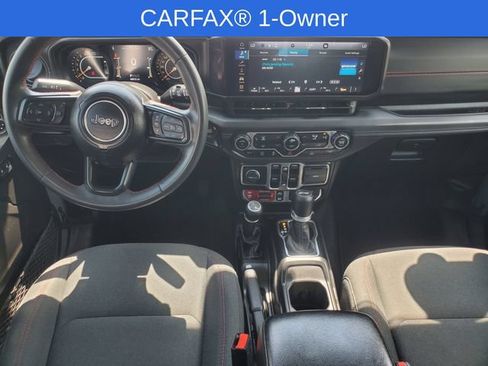 Used 2024 Jeep Wrangler Unlimited Rubicon AWD/4WD image 28