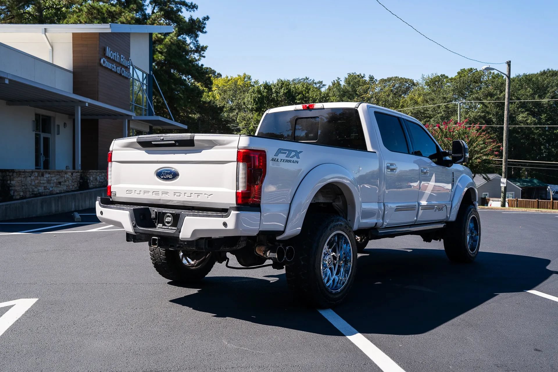 Used 2019 Ford F250 Lariat w/ Lariat Ultimate Package AWD/4WD image 9