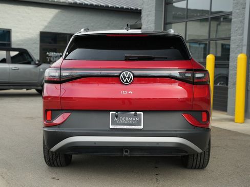 Used 2023 Volkswagen ID.4 Pro S Plus image 14