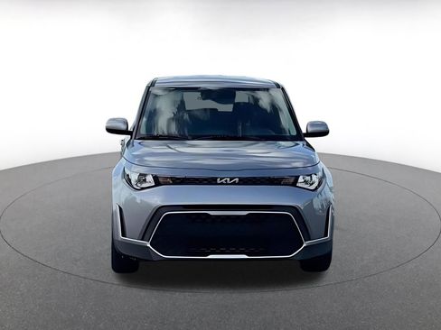Used 2025 Kia Soul LX w/ LX Technology Package image 4