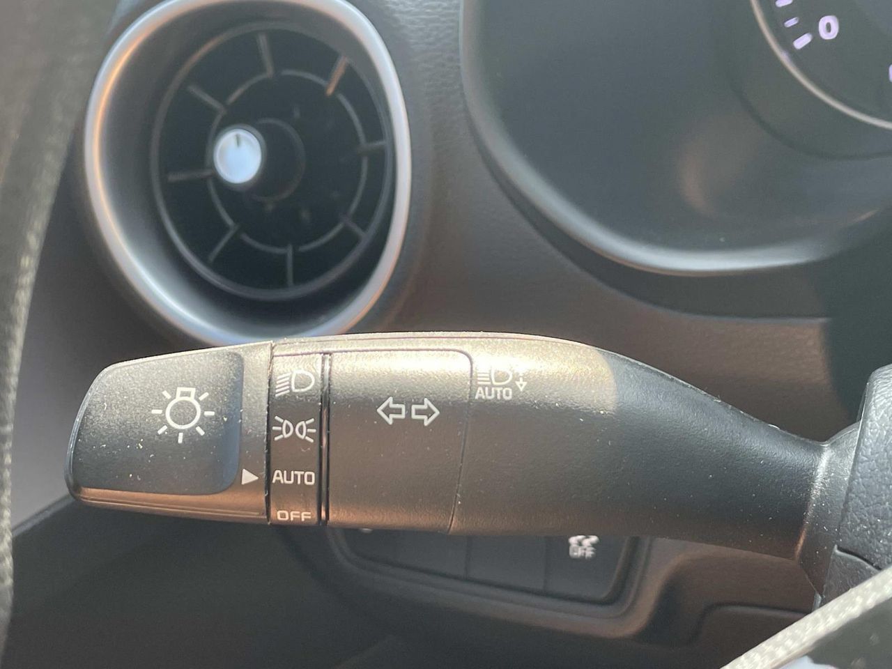 Used 2024 Kia Forte LX FWD image 21