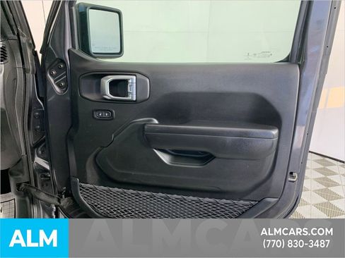 Used 2021 Jeep Wrangler Unlimited Rubicon w/ Dual Top Group image 37