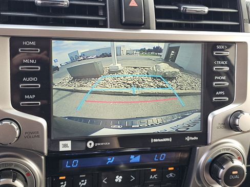 Used 2020 Toyota 4Runner Limited AWD/4WD image 11