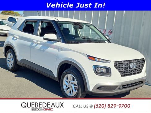 Used 2026 Hyundai Venue SE FWD image 1