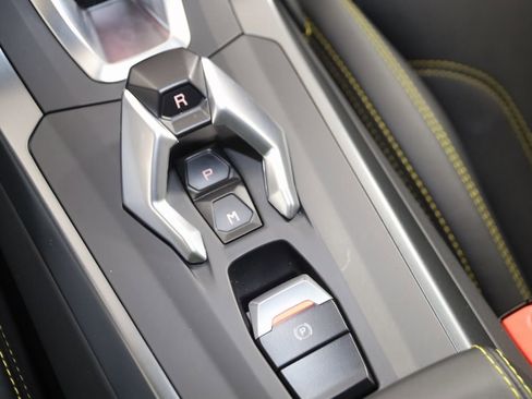 Used 2022 Lamborghini Huracan EVO image 7