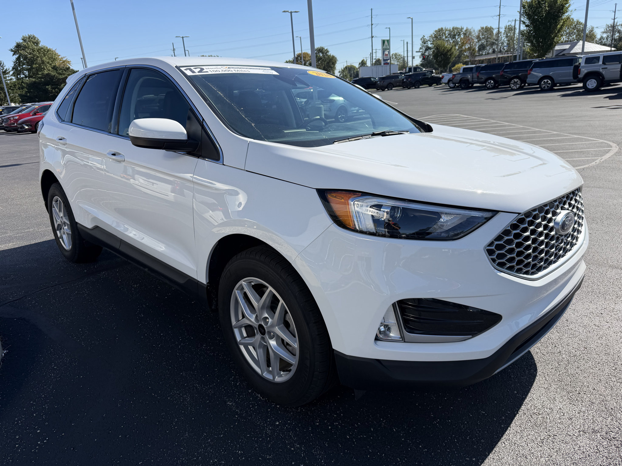 Used 2024 Ford Edge SEL w/ Convenience Package AWD/4WD image 4