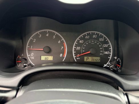 Used 2013 Toyota Corolla L FWD image 40