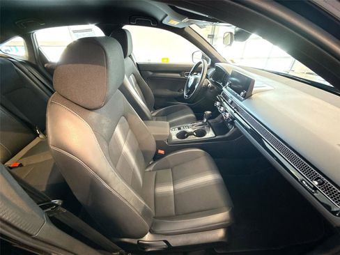 Used 2023 Honda Civic Sport image 25