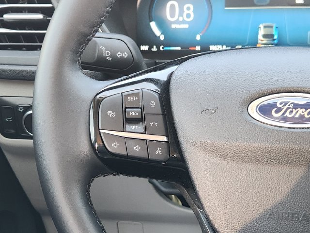 Used 2025 Ford Escape Platinum AWD/4WD image 27