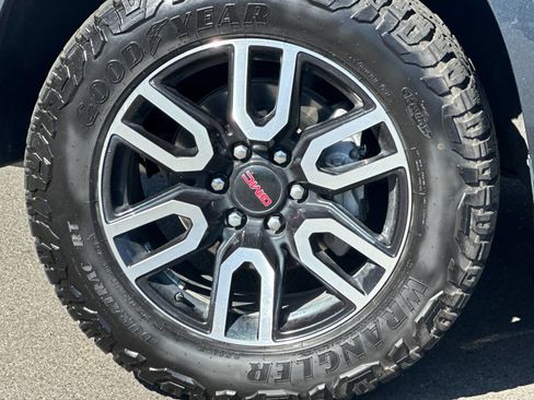 Used 2021 GMC Yukon AT4 AWD/4WD image 33