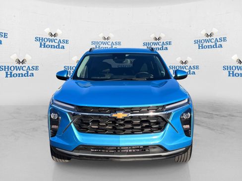 Used 2025 Chevrolet Trax LT w/ Driver Confidence Package FWD image 6