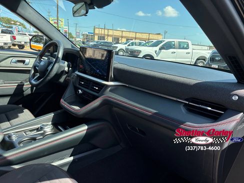 Used 2025 Ford Explorer ST-Line AWD/4WD image 25