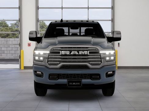 New 2026 RAM 2500 Laramie AWD/4WD image 7