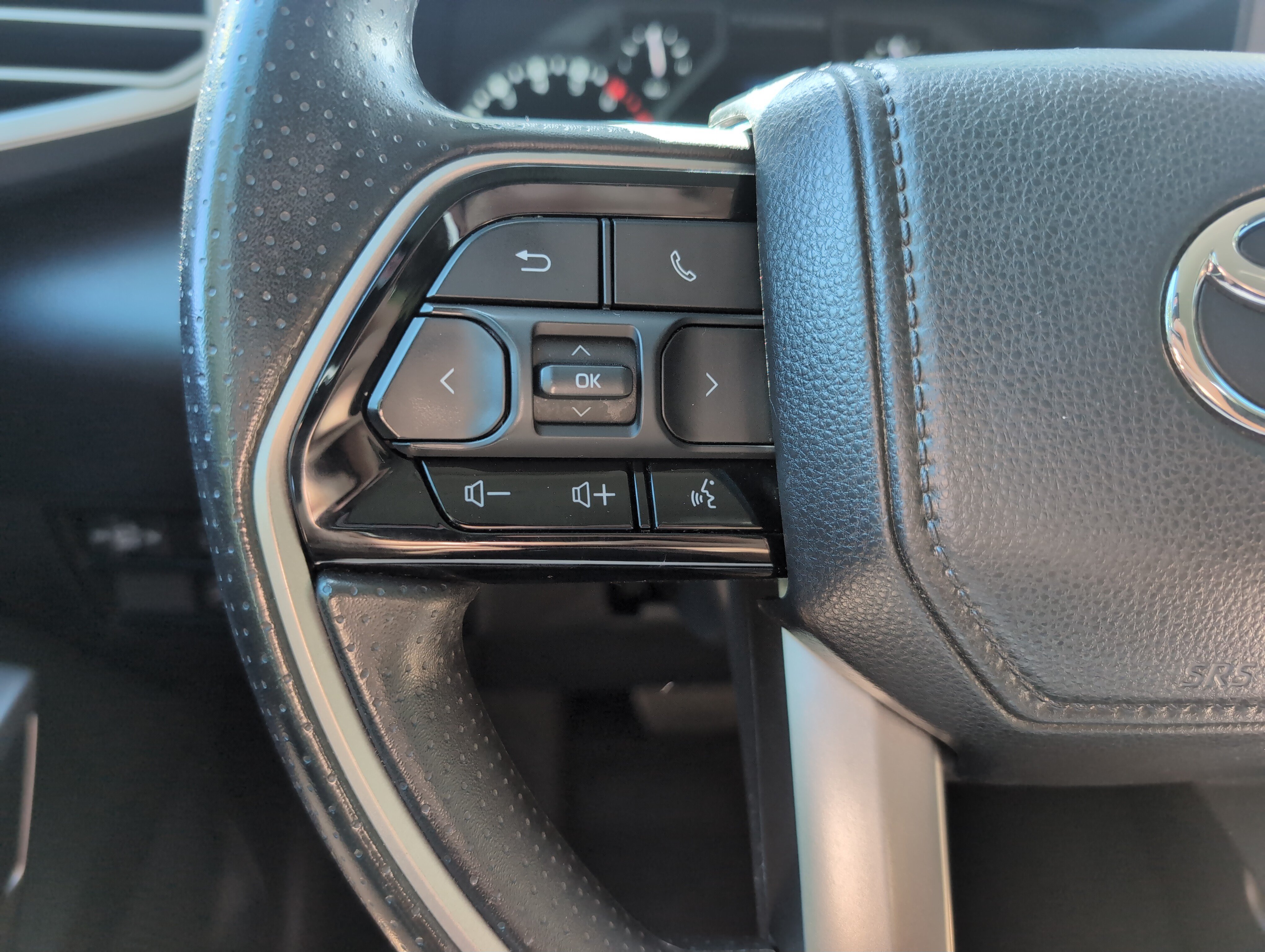 Used 2024 Toyota Tundra SR5 w/ SR5 Convenience Package AWD/4WD image 19