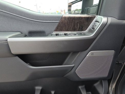 New 2025 Ford F250 Lariat w/ Lariat Ultimate Package image 23