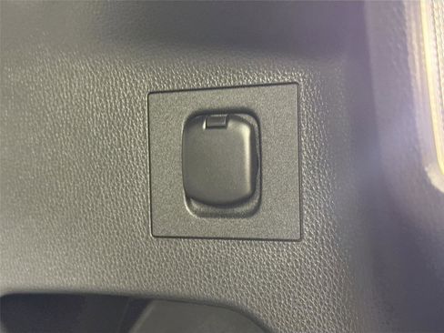 Certified 2025 Toyota 4Runner SR5 image 35