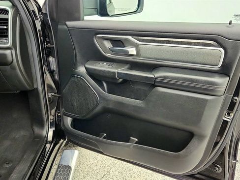 Used 2019 RAM 1500 Big Horn AWD/4WD image 23