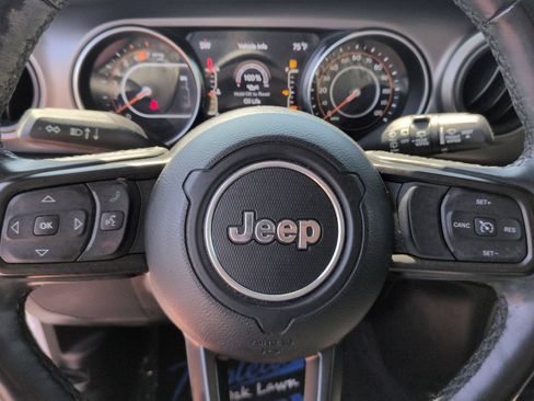 Used 2022 Jeep Wrangler Unlimited Sport AWD/4WD image 19