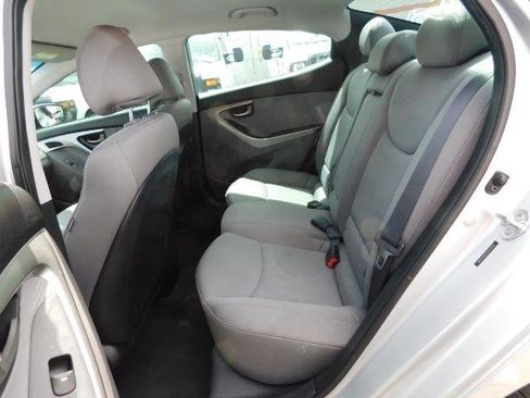Used 2013 Hyundai Elantra GLS w/ Preferred Pkg image 13