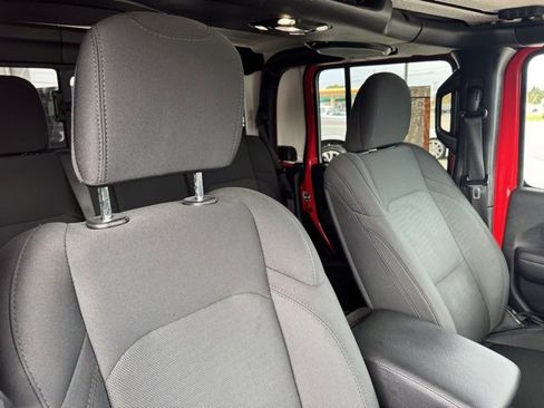 Used 2020 Jeep Gladiator Sport w/ Quick Order Package 24S image 41