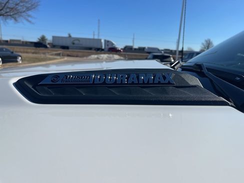 Certified 2022 Chevrolet Silverado 3500 LTZ w/ LTZ Plus Package image 9