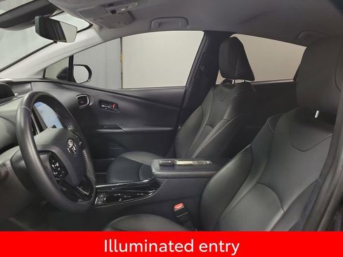 Used 2021 Toyota Prius Prime XLE image 12