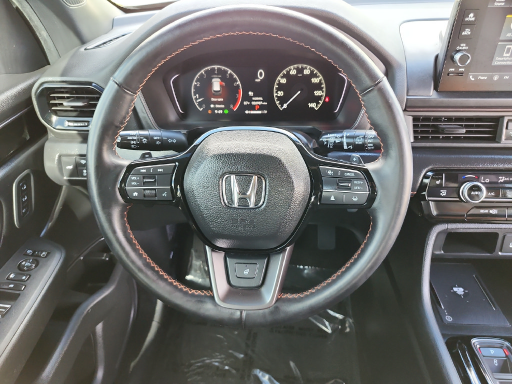 Certified 2025 Honda Pilot TrailSport image 34