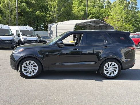 Used 2024 Land Rover Discovery S AWD/4WD image 10