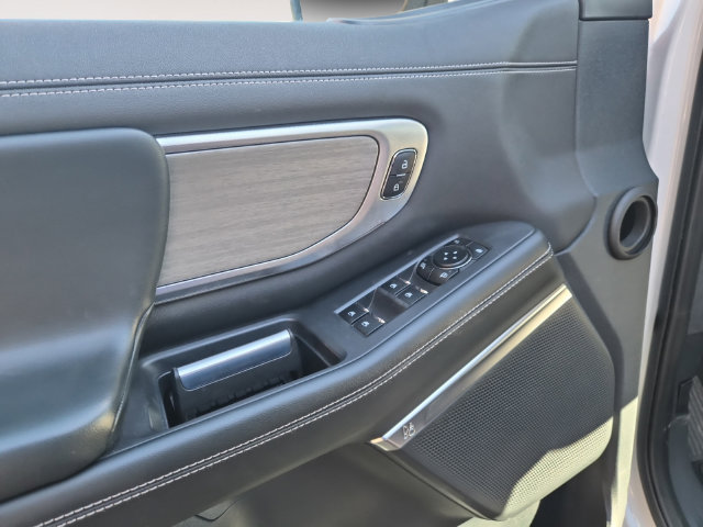 Certified 2025 Ford Expedition Max Platinum AWD/4WD image 10