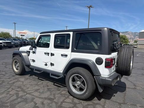 Used 2018 Jeep Wrangler Unlimited Sport S AWD/4WD image 12