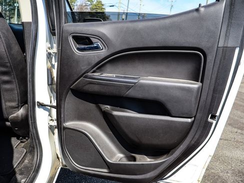 Used 2017 Chevrolet Colorado LT image 37