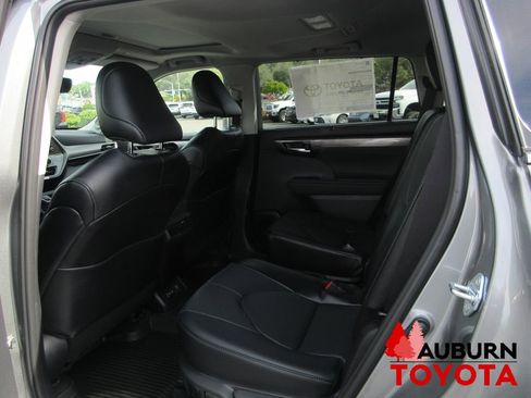 New 2026 Toyota Highlander Limited AWD/4WD image 26