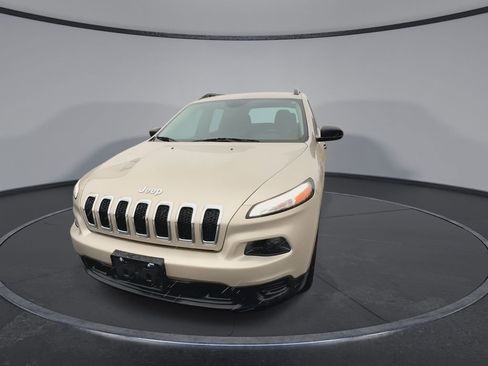 Used 2015 Jeep Cherokee Sport w/ Cold Weather Group image 4