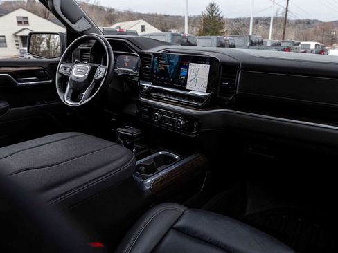 Used 2025 GMC Sierra 1500 Elevation w/ Elevation Premium Package AWD/4WD image 31