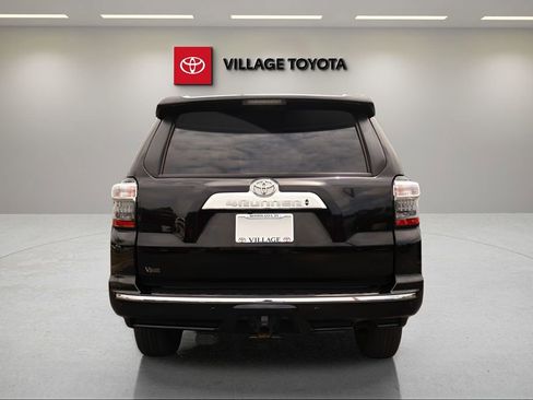Certified 2024 Toyota 4Runner Limited RWD image 4