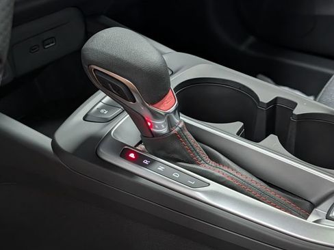 New 2026 Chevrolet Trax RS w/ Sunroof Package FWD image 24