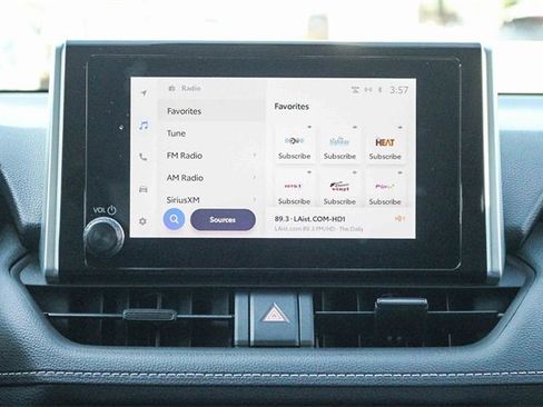 Used 2023 Toyota RAV4 XLE image 17