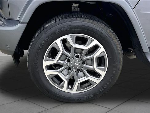 Used 2025 Mercedes-Benz G 550 image 11