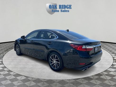 Used 2016 Lexus ES 350 w/ Luxury Package w/Wood Trim FWD image 7