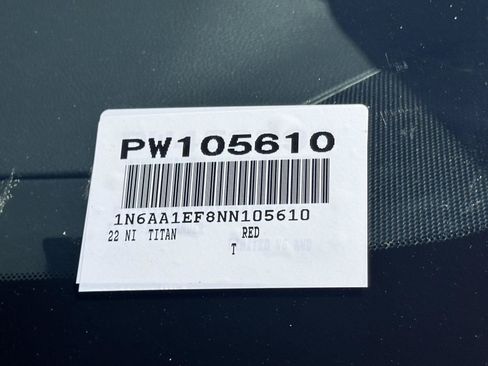 Used 2022 Nissan Titan SV w/ SV Convenience Package RWD image 14