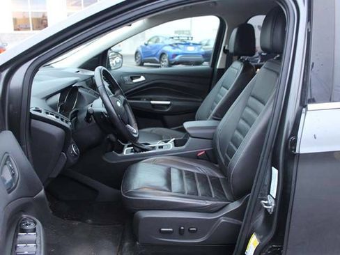Used 2017 Ford Escape Titanium AWD/4WD image 12