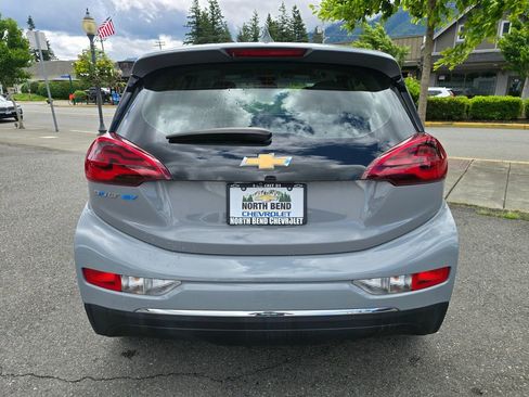 Used 2020 Chevrolet Bolt LT FWD image 6