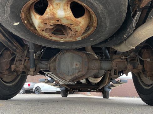 Used 2016 GMC Sierra 3500 SLT w/ Driver Alert Package image 14