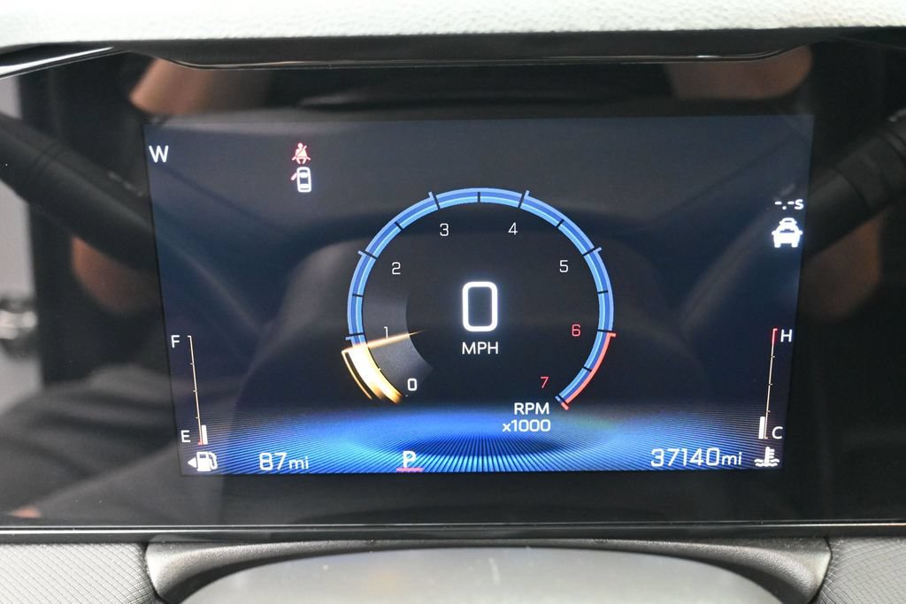 Used 2025 Chevrolet TrailBlazer LT FWD image 14