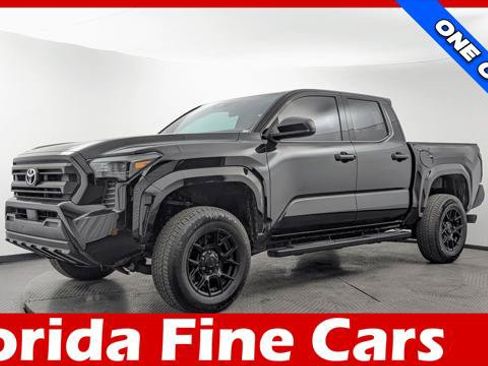 Used 2025 Toyota Tacoma SR RWD image 1