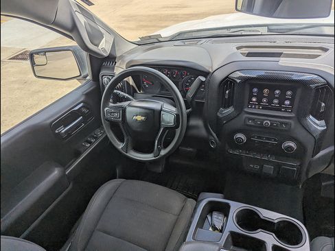 Certified 2022 Chevrolet Silverado 1500 Custom AWD/4WD image 24