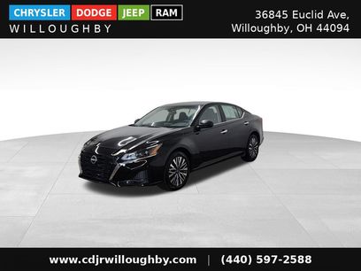 Used 2025 Nissan Altima 2.5 SV
