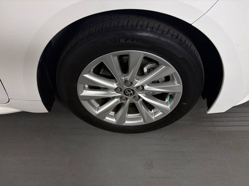 Used 2023 Toyota Corolla LE w/ LE Premium Package FWD image 12