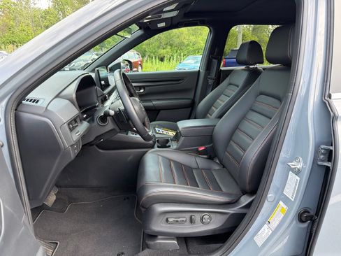 Used 2025 Honda CR-V Sport-L image 10